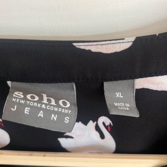 Swan button down shirt - Picture 2 of 3